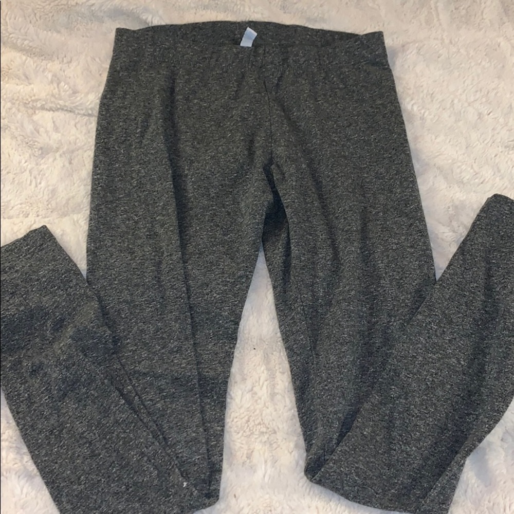 gray leggings